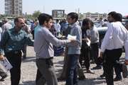 توزیع بروشور در نماز جمعه