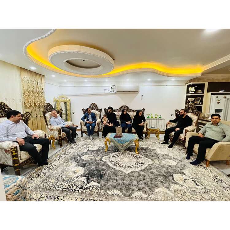 . مدیرکل دامپزشکی جنوب کرمان: خانواده شهدا، یادآور ارزش‌هایی هستند که نباید به فراموشی سپرده شوند